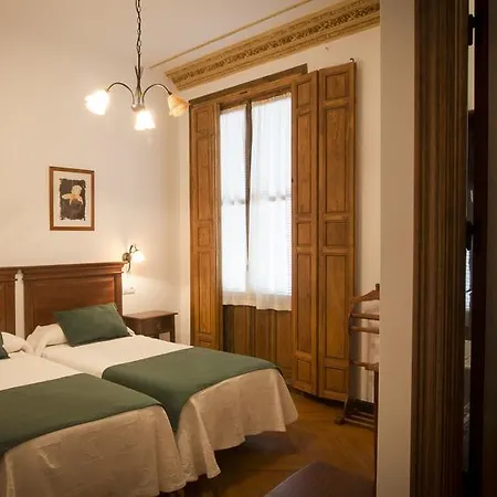 Hospederia Real Casona La Beltraneja 여관 벨몬테